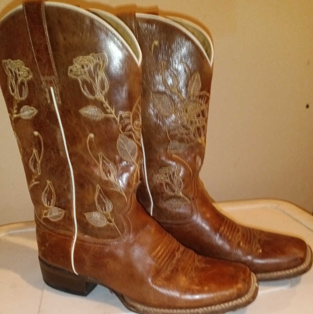 Roper Women's Desert Rose Embroidered Cowgirl Boots - Square Toe